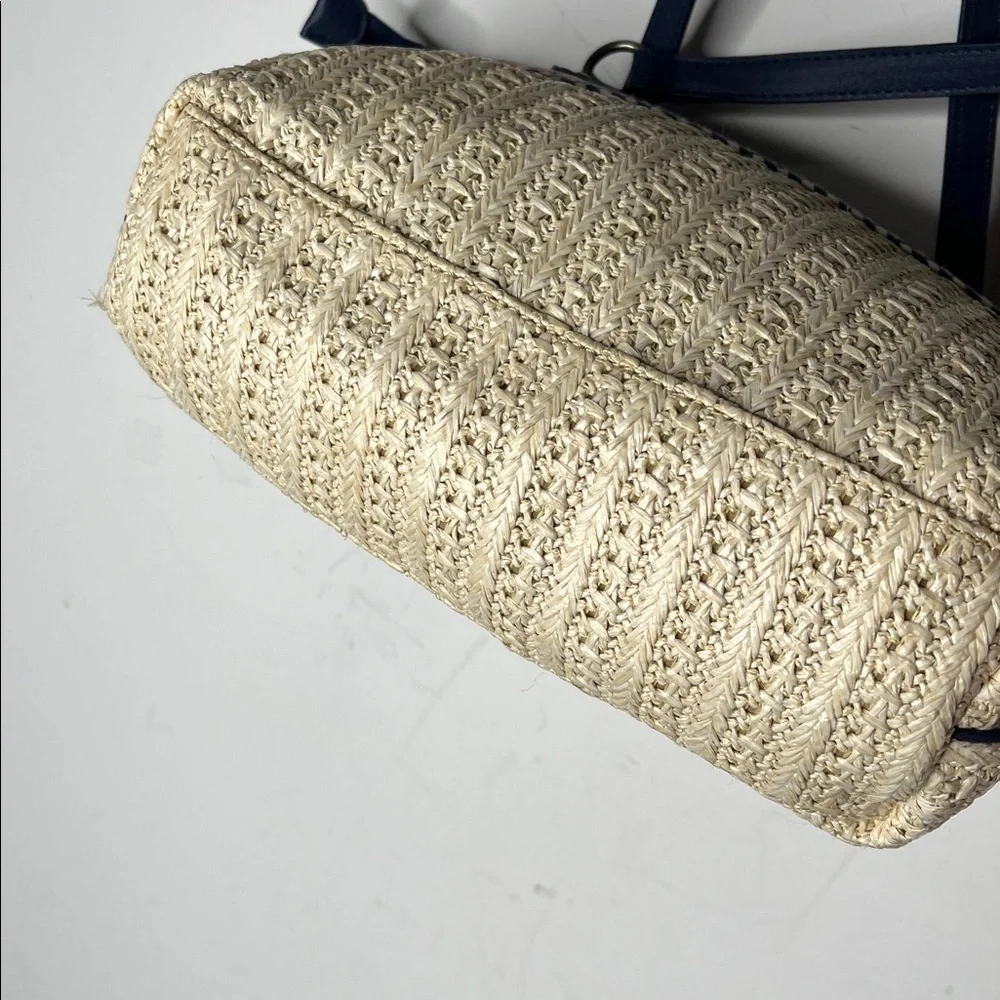 Sakroots Spring Bag with Charms excellent condition floral butterfly Pattern - Picture 8 of 13